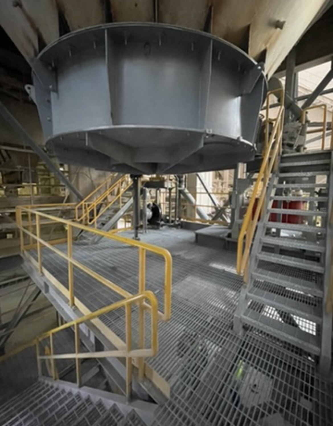 Kiln Feed System — Bin Bottom Assembly (16/18)