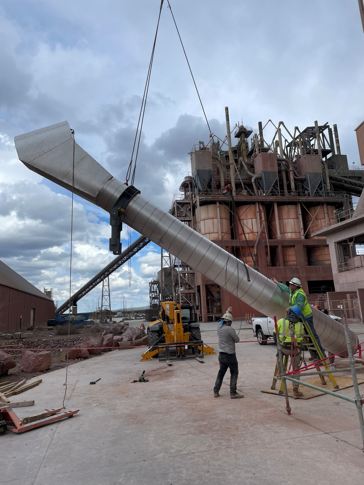 Raw Grinding Dust Collector — Duct Lifting (1/11)